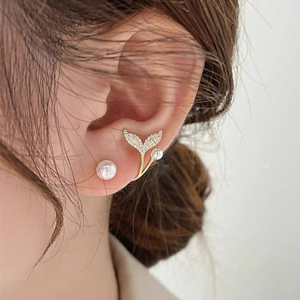 AUJ-939 Korean Fish Tail Earrings – Elegant Fashion Jewellery, Stylish Accessory for Women - black.